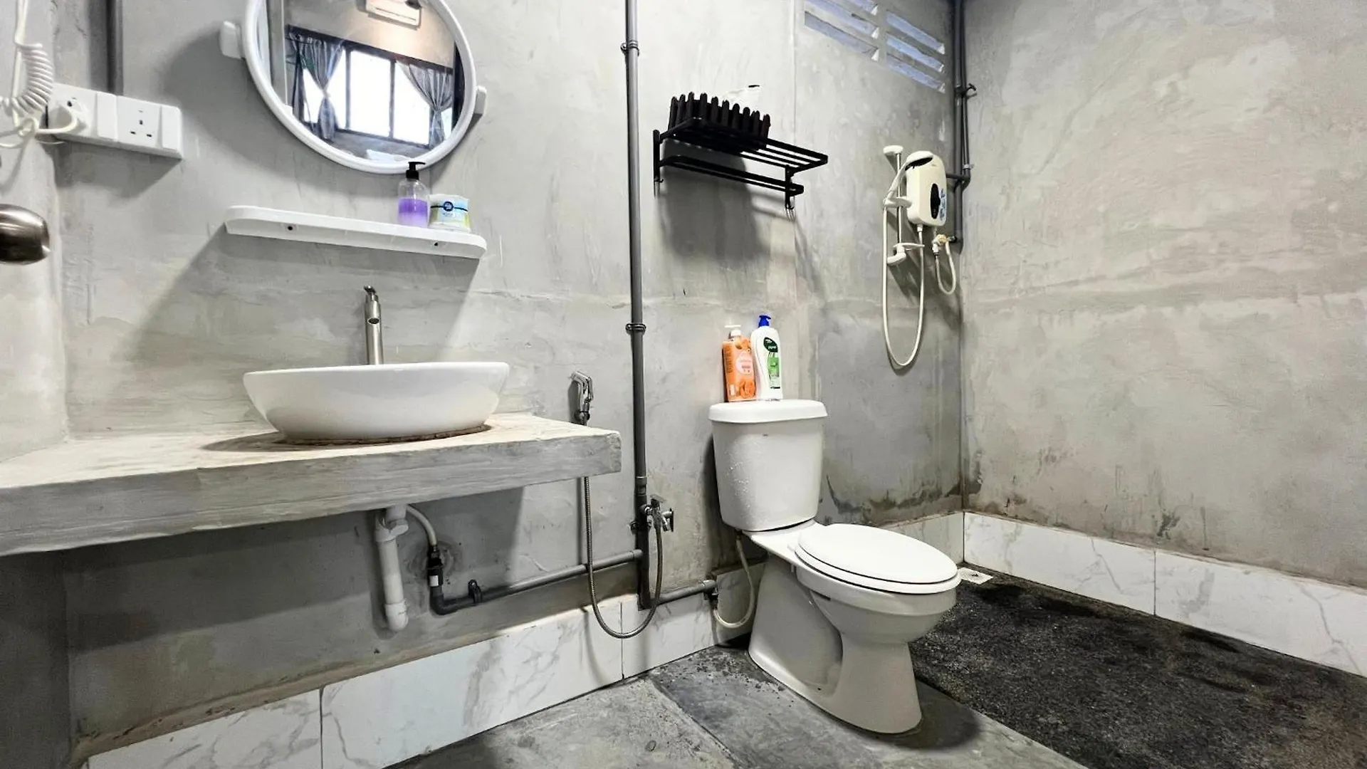 Melaka Wan Show Land House With Private Pool For 16Pax 0*, Malacca