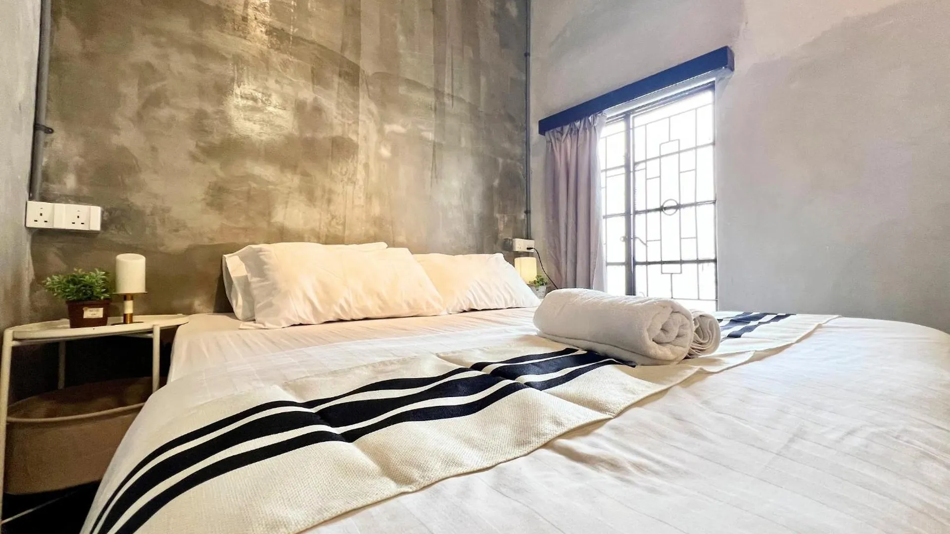 Melaka Wan Show Land House With Private Pool For 16Pax Holiday home
