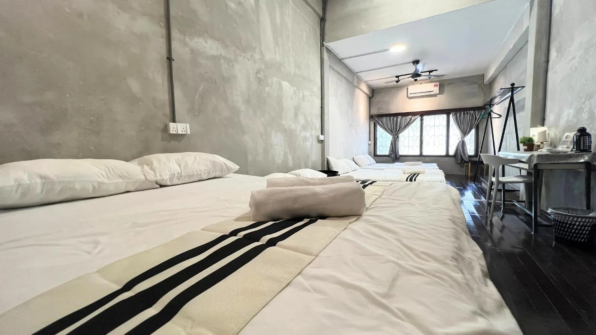 Melaka Wan Show Land House With Private Pool For 16Pax Holiday home